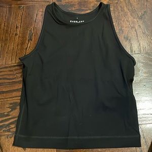 Everlane women’s black perform cropped tank. Size medium.
